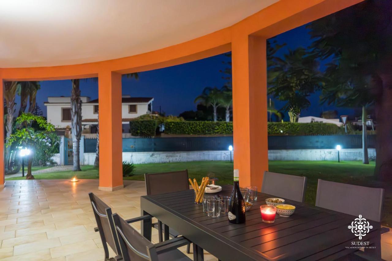 Villa Seaside - Retreat With Jacuzzi *